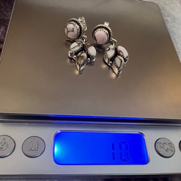 ❤️ NEW Angel Dahlia Kingman Turquoise 925 Southwestern Navajo Earrings 10 Gm - Picture 6 of 10